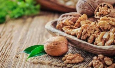 Hạt óc chó ăn đại bổ hóa đại kỵ với hai loại người sau