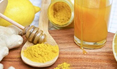 3 khung giờ vàng uống tinh bột nghệ mật ong giúp thanh lọc thận, trị viêm loét dạ dày, mắt sáng, dáng đẹp