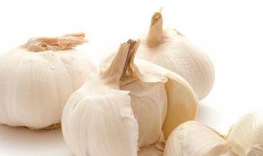 Nguy hại chết người từ tỏi Trung Quốc nhiều người vẫn vô tư dùng