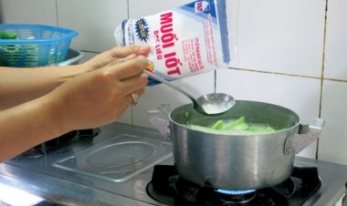 Có nên sử dụng muối i ốt hằng ngày