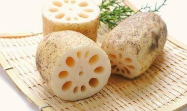 Củ sen có tác dụng giải nhiệt rất tốt trong mùa hè nhưng có 5 điều cấm kỵ khi ăn cần nhớ kẻo mang thêm bệnh