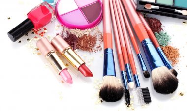 Chất PFAS là gì, pfas được dùng trong loại mỹ phẩm gì?