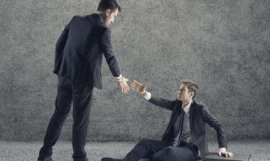 Đàn ông muốn nhanh giàu có, muốn công thành danh toại nhất định phải 'nhờ' đến 5 người này: Nếu đủ duyên gặp thì nhất định phải 'trân trọng' họ