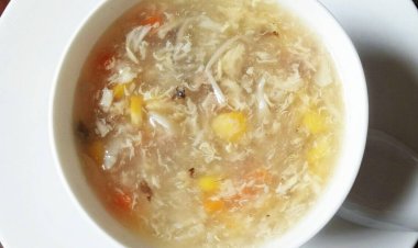 Khi bị ho và có đờm vì sao ăn súp gà lại tốt?