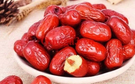 Khám Phá Lợi Ích Sức Khỏe Không Ngờ Từ Nước Táo Đỏ: Giải Pháp Tự Nhiên cho Sức Khỏe Toàn Diện