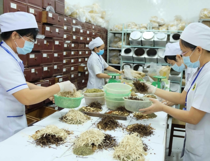 Nhiều bài thuốc quý nghìn đời đang bị loại khỏi hệ thống điều trị
